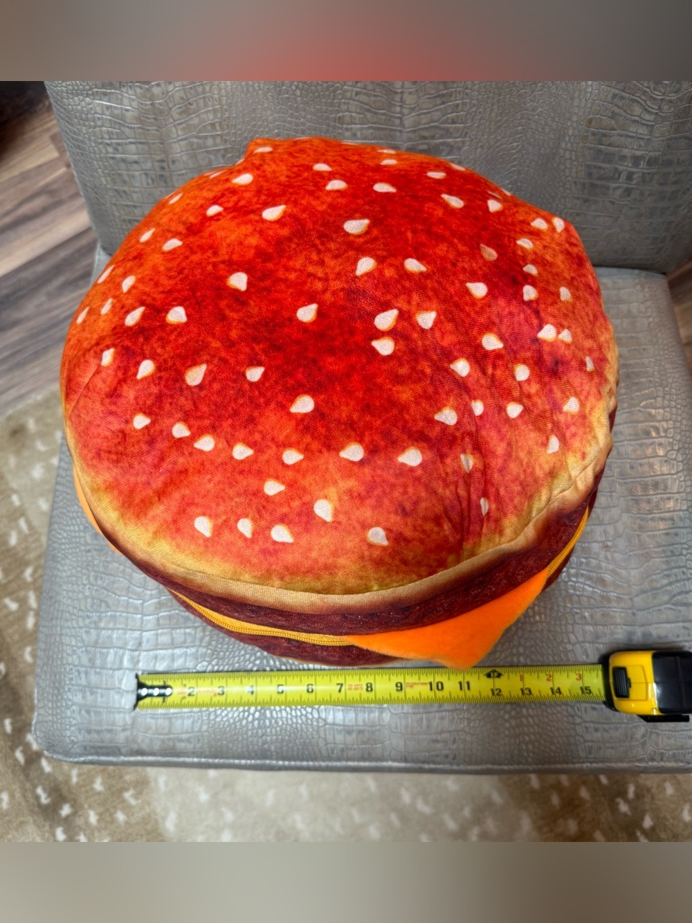 Cheeseburger Stuffy - Picture 4 of 5